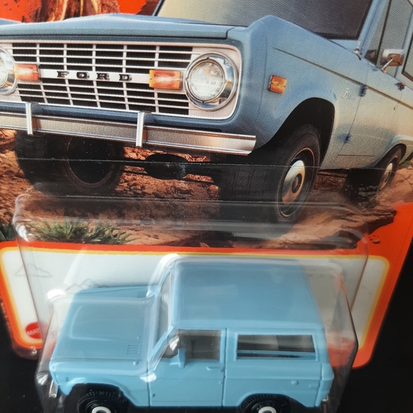 Ford Bronco 1970 Matchbox 2024 MBX Adventure Collection Blue Diecast Car - Picture 2 of 10